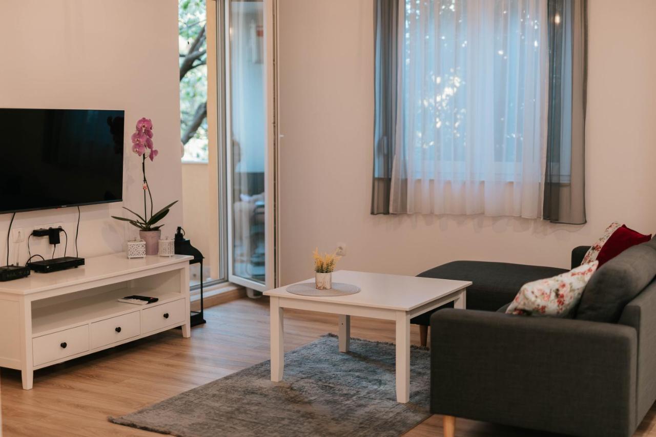 Bell Tower Apartment موستار المظهر الخارجي الصورة