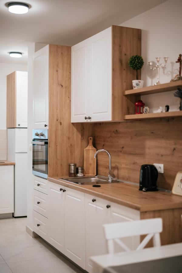 Bell Tower Apartment موستار المظهر الخارجي الصورة