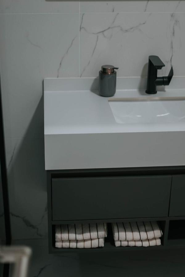 Bell Tower Apartment موستار المظهر الخارجي الصورة